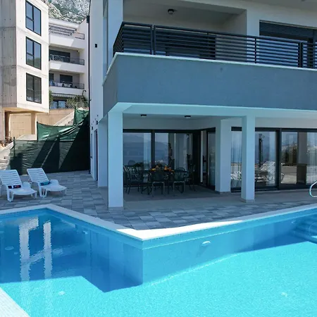 La Mar Vila Makarska